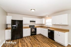 Noblesville house for rent - 12643 Pinetop Way Noblesville, IN 46060