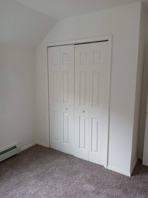 Floor plan for 2 beds, 1 bath, 750 sqft