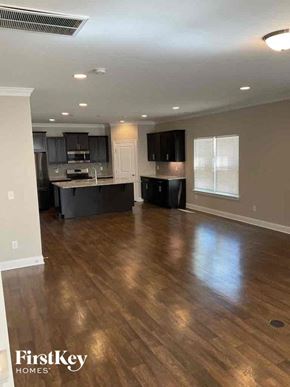 Charlotte house for rent - 8736 Aspinwall Drive Charlotte, NC 28216