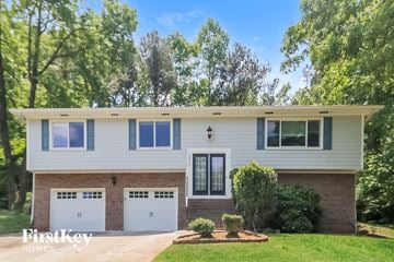 Lilburn house for rent - 5872 Covered Wagon Trail Lilburn, GA 30047