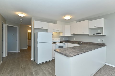 Floor plan for 2 beds, 1.5 baths, 925 sqft