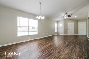Seffner house for rent - 905 LAKE SHORE RANCH DRIVE SEFFNER, FL 33584