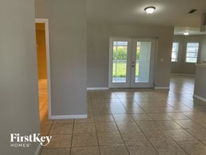 Cape Coral house for rent - 2100 SW 12TH Terrace Cape Coral, FL 33991