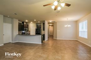 Crosby house for rent - 16106 Broadwater Drive Crosby, TX 77532