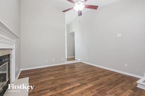 Indianapolis house for rent - 6919 Bannock Court Indianapolis, IN 46221