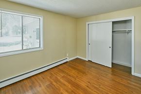 Yarmouth apartment for rent - Taymil Yarmouth Pointe Bedroom