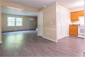 Yarmouth apartment for rent - Taymil Yarmouth Green Living Room and Kitchen