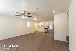 Phoenix house for rent - 3124 W SAN MIGUEL Avenue Phoenix, AZ 85017
