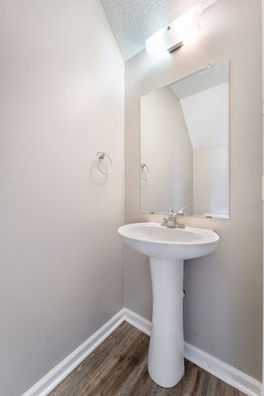 Jacksonville house for rent - 103 Pinegrove Court