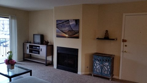 Floor plan for 1 bed, 1 bath, 850 sqft