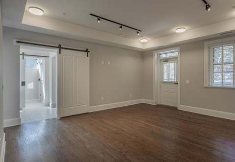 Floor plan for 1 bed, 1.5 baths, 786 sqft
