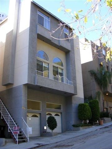 Los Angeles house for rent - 651 Museum Drive