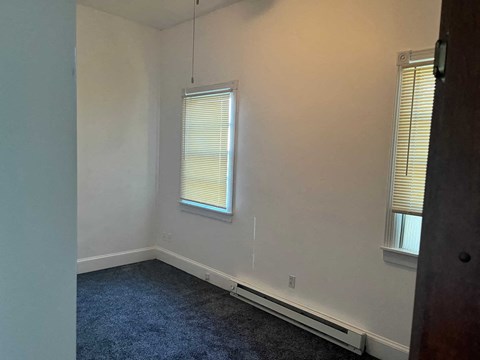 Floor plan for 1 bed, 1 bath, 700 sqft