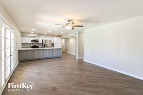 Phoenix house for rent - 3127 W SHANGRI LA Road Phoenix, AZ 85029