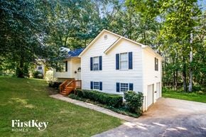 Douglasville house for rent - 441 Bakers Bridge Circle Douglasville, GA 30134