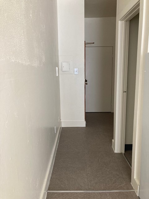 Floor plan for studio, 1 bath, 175 sqft