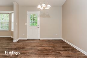 Douglasville house for rent - 6319 Hillview Lane Douglasville, GA 30134