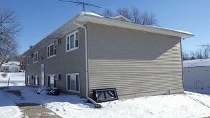 North English apartment for rent - the front of a house in the snow