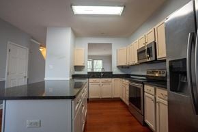 Pasadena townhouse for rent - 208 Trading Lane