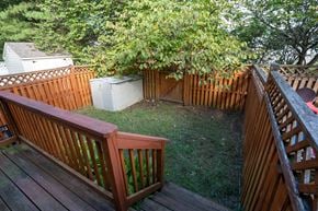 Pasadena townhouse for rent - 208 Trading Lane
