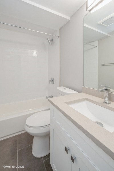 Floor plan for 1 bed, 1 bath, 700 sqft