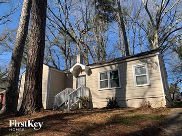 Atlanta house for rent - 1731 N Olympian Way Atlanta, GA 30310