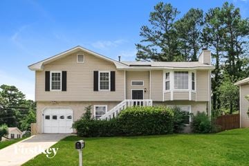 Lithonia house for rent - 2145 Sara Ashley Way Lithonia, GA 30058