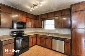 Lithonia house for rent - 2145 Sara Ashley Way Lithonia, GA 30058