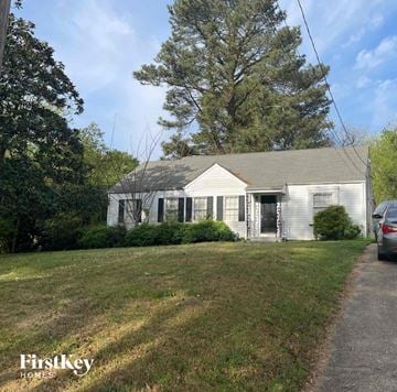 Atlanta house for rent - 1947 Sylvan Ridge Drive Atlanta, GA 30310