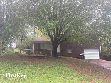 Decatur house for rent - 2344 Tiffany Circle Decatur, GA 30035