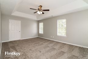 Decatur house for rent - the master bedroom is spacious and has a ceiling fan