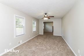 Douglasville house for rent - 4007 Wells Cir Douglasville, GA 30135