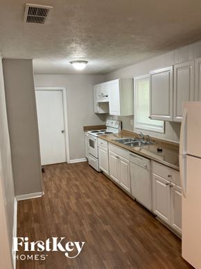 Douglasville house for rent - 4971 Oakdale Dr Douglasville, GA 30135