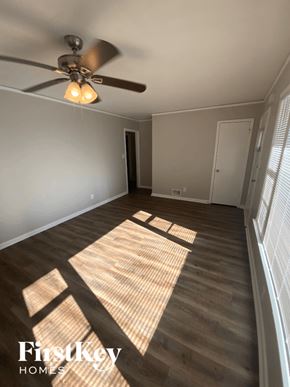 Forest Park house for rent - 5663 Dorsey Dr Forest Park, GA 30297