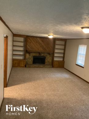 Jonesboro house for rent - 9053 Southcrest Ct Jonesboro, GA 30238