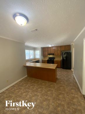 Fayetteville house for rent - 200 Ridge Way Fayetteville, GA 30215