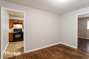 Atlanta house for rent - 727 Alfred Rd Atlanta, GA 30331