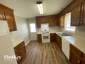 Gastonia house for rent - 814 Dewey St Gastonia, NC 28054