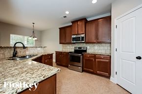 Locust Grove house for rent - 921 Piedmont Drive Locust Grove, GA 30248