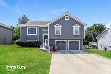 Raymore house for rent - 1603 Johnston Drive Raymore, MO 64083