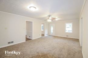 Snellville house for rent - 1673 Moss Drive Snellville, GA 30078