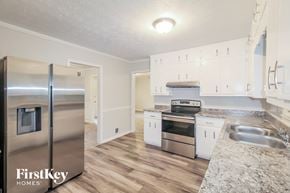 Snellville house for rent - 1673 Moss Drive Snellville, GA 30078