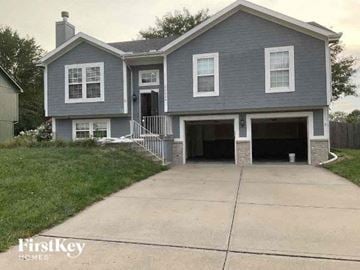 Kansas City house for rent - 11220 N Mcgee Street Kansas City, MO 64155