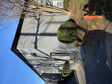 Atlanta apartment for rent - an overhead view of awning with a car on it