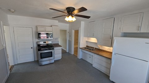 Floor plan for 3 beds, 1 bath, 1000 sqft