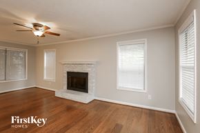 Hoschton house for rent - 4060 Mark Todd Court Hoschton, GA 30548