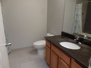 South Elgin house for rent - 375 Woodridge Circle