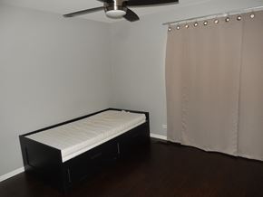 South Elgin house for rent - 375 Woodridge Circle