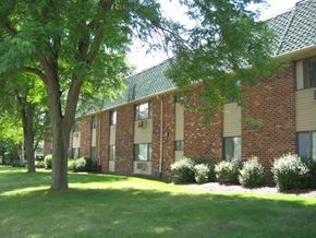 Menomonee Falls apartment for rent - our apartments are located in the heart of the community