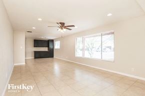 Phoenix house for rent - 2008 W SAN JUAN Avenue Phoenix, AZ 85015